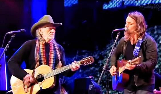 Willie Nelson sigue PicPicV